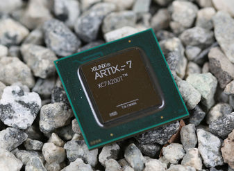 XC7A100T-2FGG484I0880